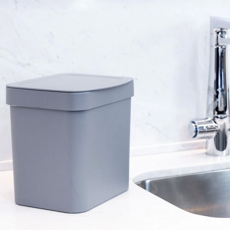 Lixeira 4,7L Preto Trium