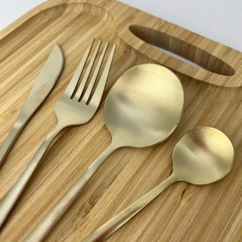 Faqueiro Ópera Dourado de Aço Inox 16 Peças